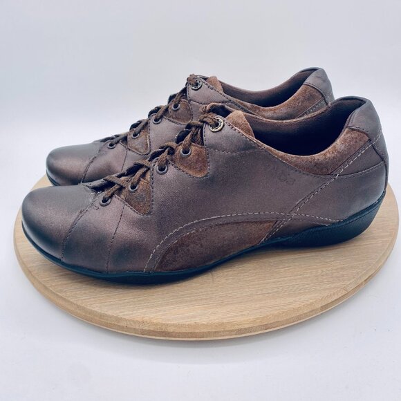 Taos Shoes Womens 9 Brown Leather Lace Up Comfort Flats Boho Cobbler - Picture 6 of 11